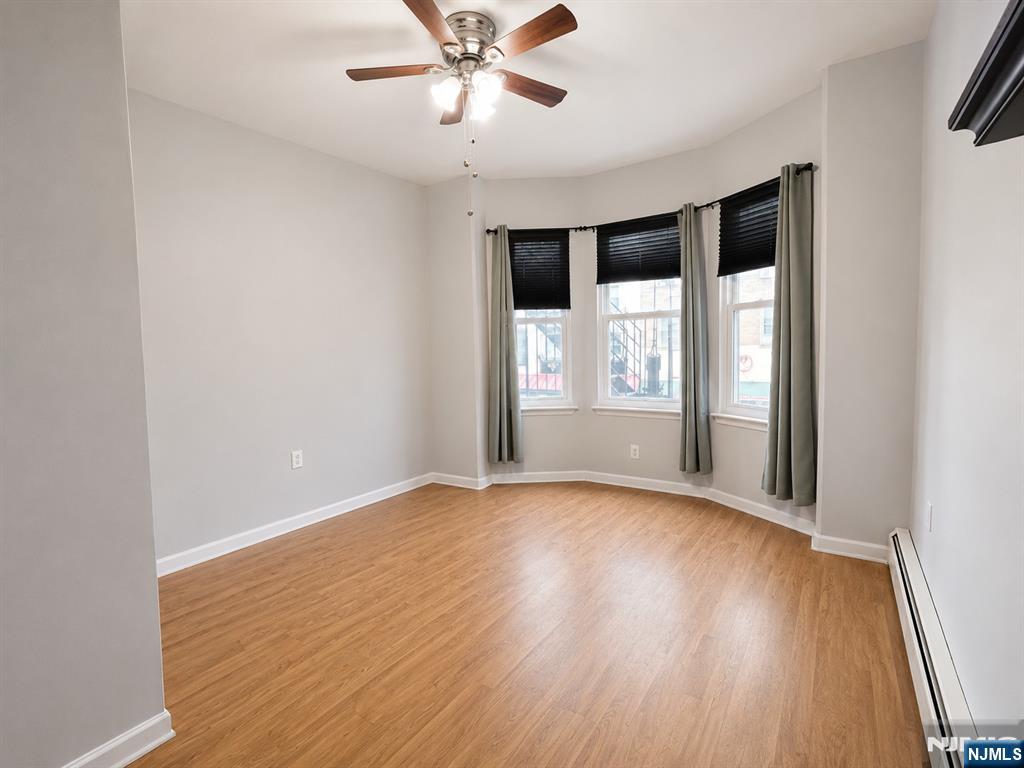 239 Harrison Avenue 5 - Photo 4