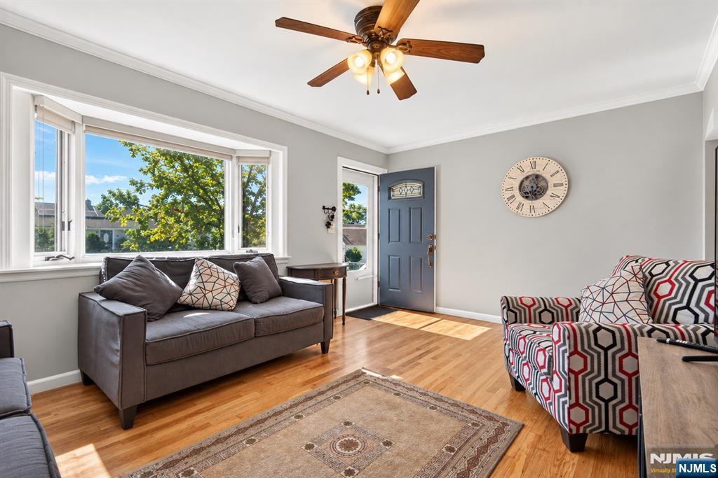 187 Kent Street - Photo 4