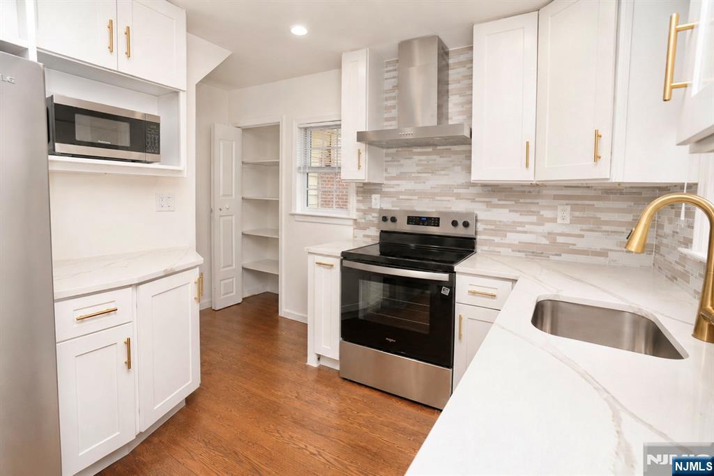 146 Liberty Avenue - Photo 4