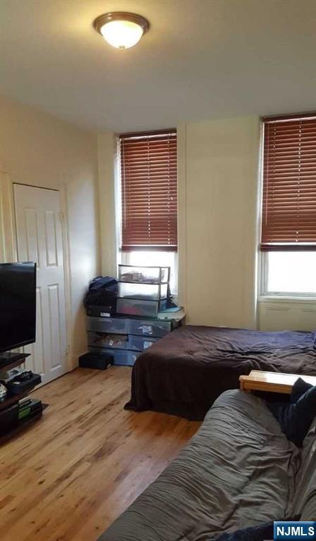 107 4th Street 1W - Photo 3