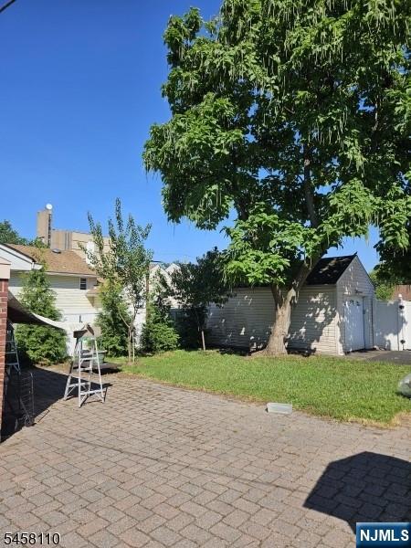 102 Oldis Street - Photo 2