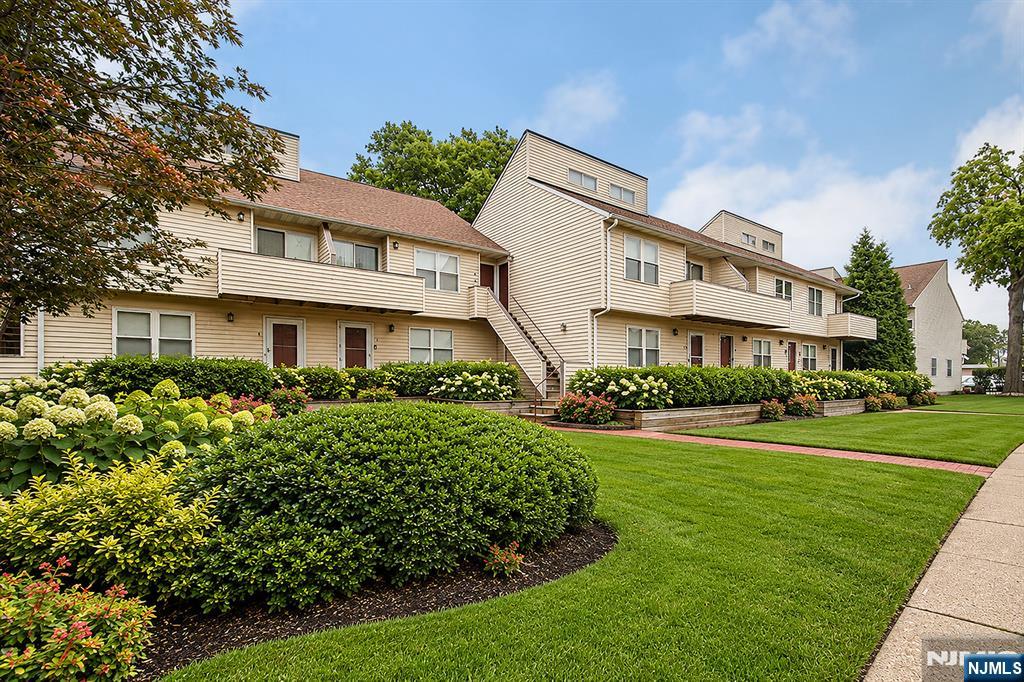156 Liberty St #8, Little Ferry, NJ 07643