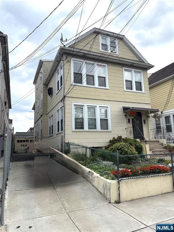 413 26th Street - Photo 2