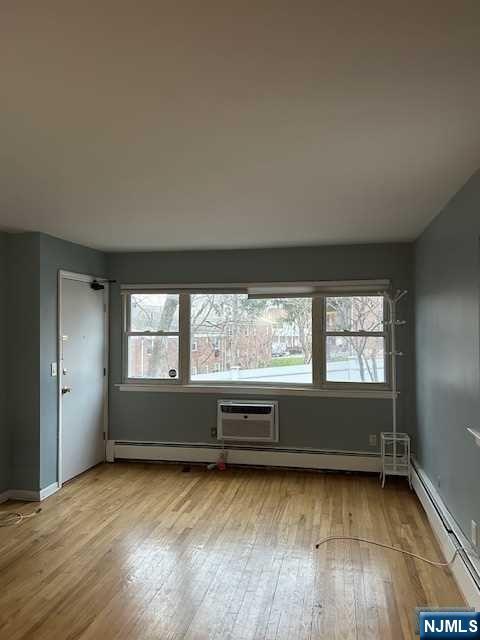 431 Grand Avenue 11 - Photo 2