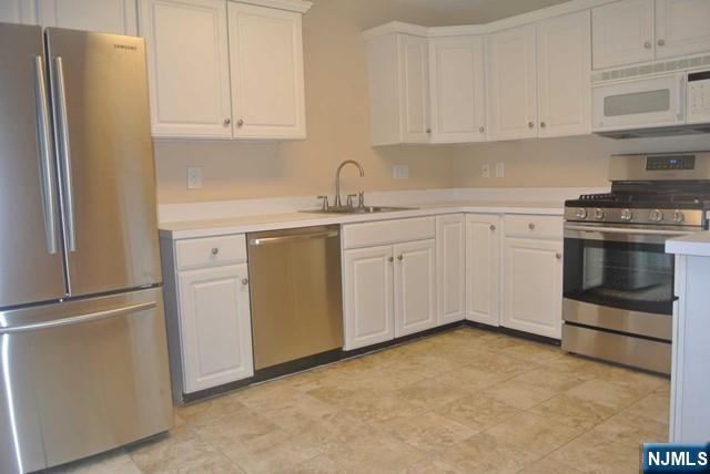 490 Green Mountain Road - Photo 2