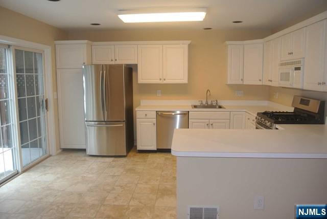 490 Green Mountain Road - Photo 3