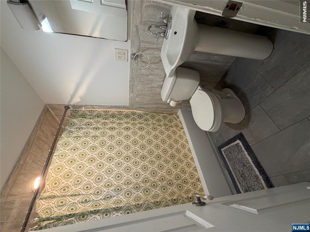 268 Orient Way - Photo 4