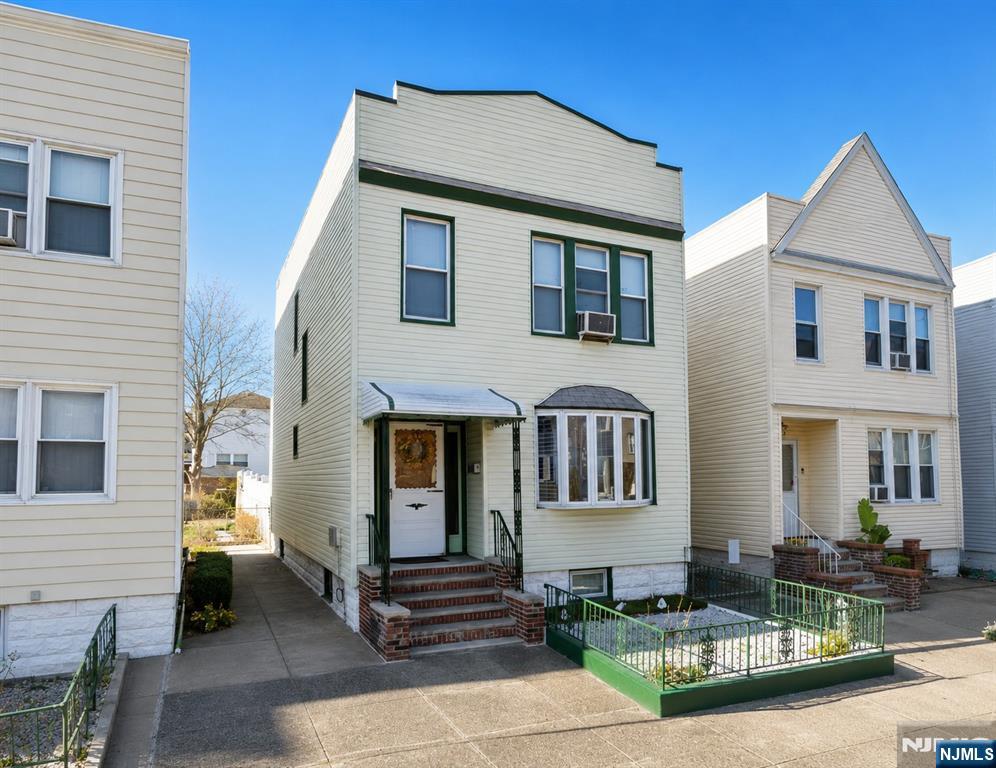 147 Terhune Avenue 2 - Photo 1