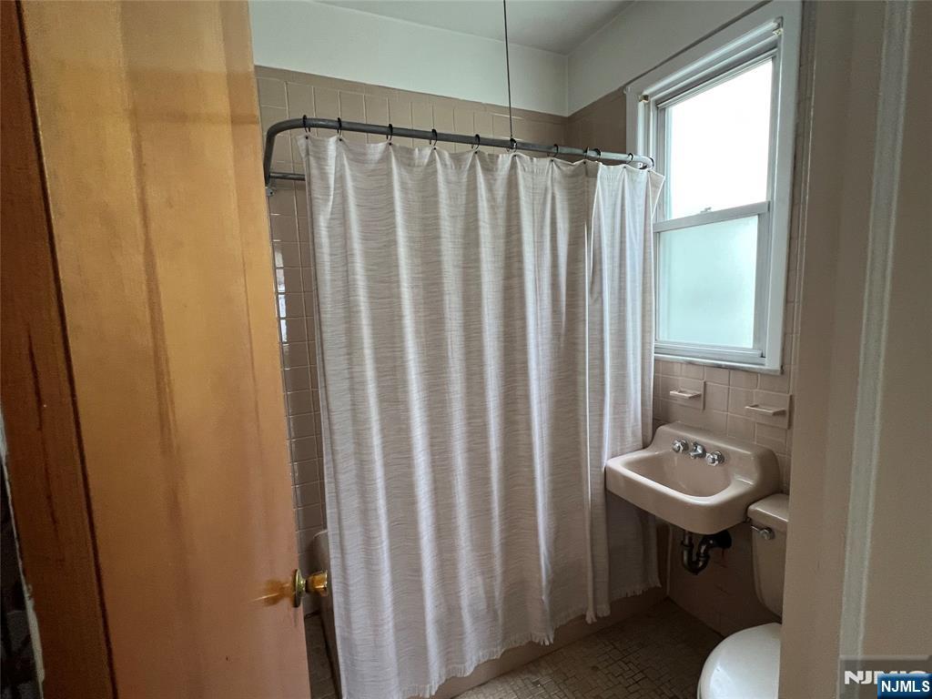 147 Terhune Avenue 2 - Photo 5