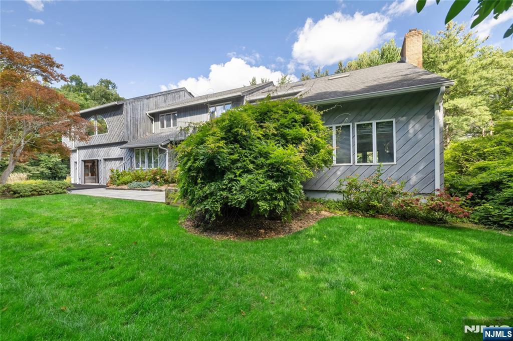 22 Angela Court - Photo 2