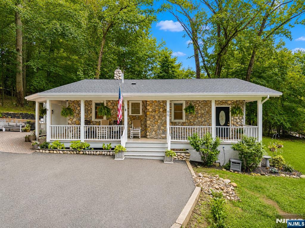 90 Highland Street - Photo 4