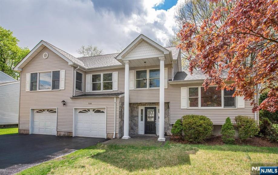 728 Prospect Street - Photo 1