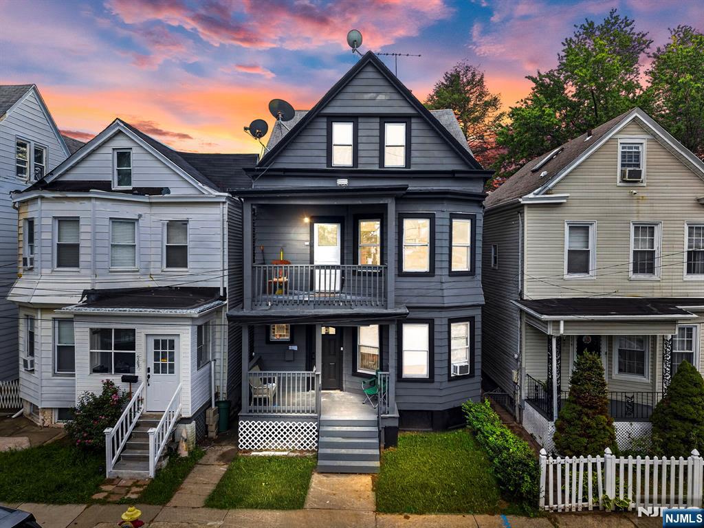 171 Edmund Avenue - Photo 1