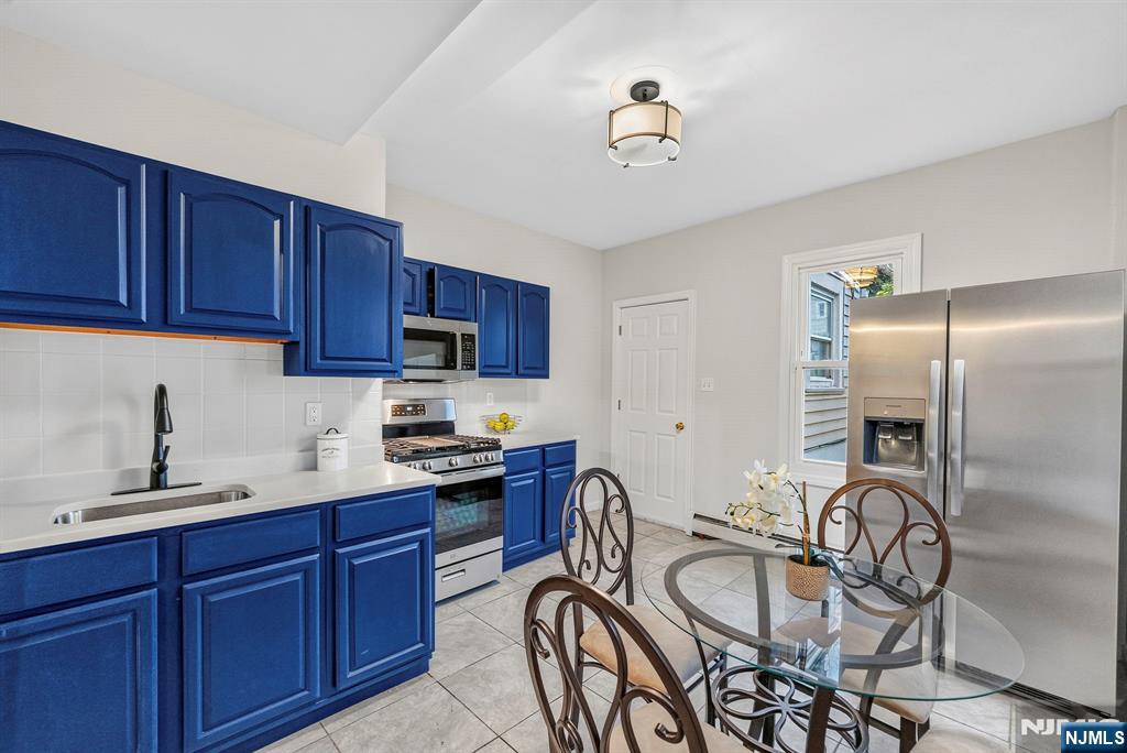 265-267 Sanford Street - Photo 4