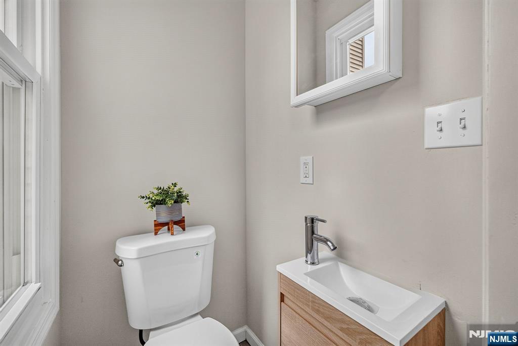 265-267 Sanford Street - Photo 5