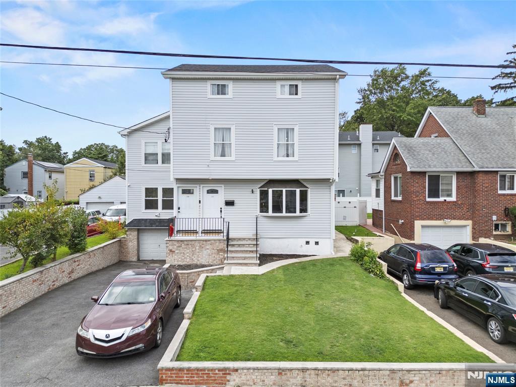 97 Cedar Hill Avenue - Photo 1