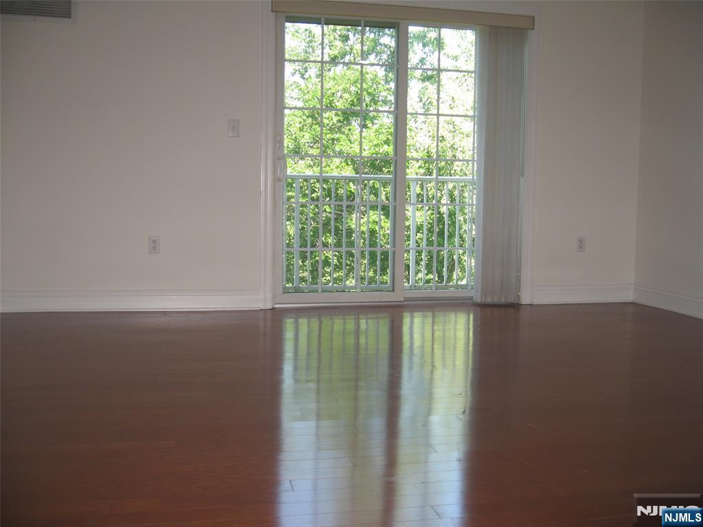 2411 Windsor Park Court - Photo 3