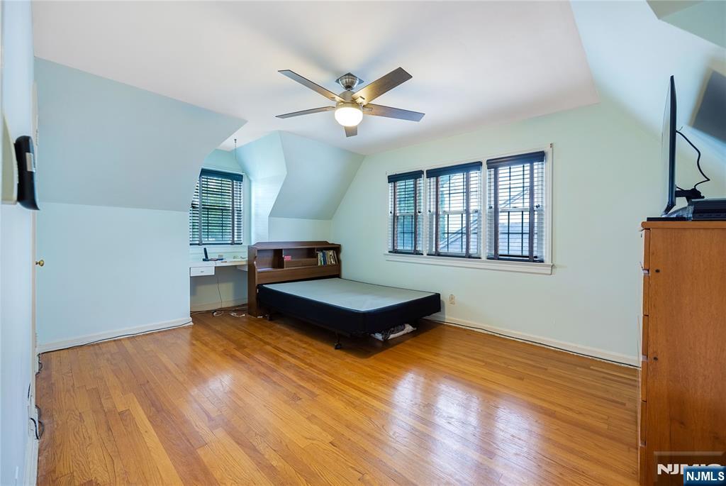 633 Prospect Avenue - Photo 3