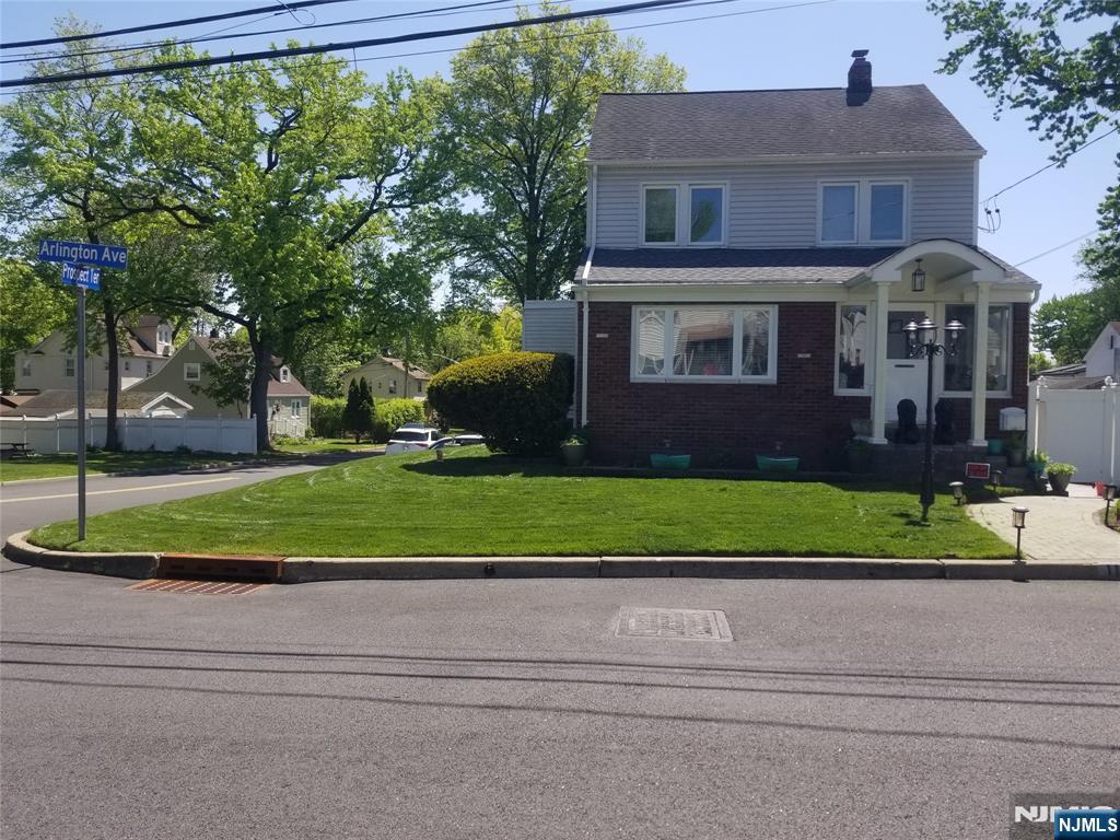 1167 Arlington Avenue - Photo 1