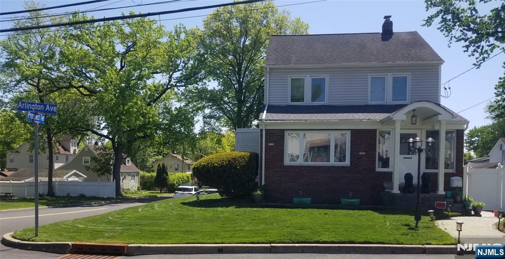 1167 Arlington Avenue - Photo 3