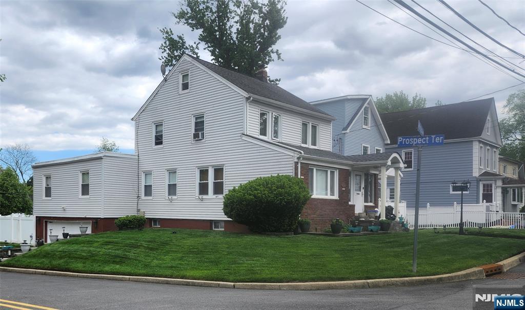 1167 Arlington Avenue - Photo 5