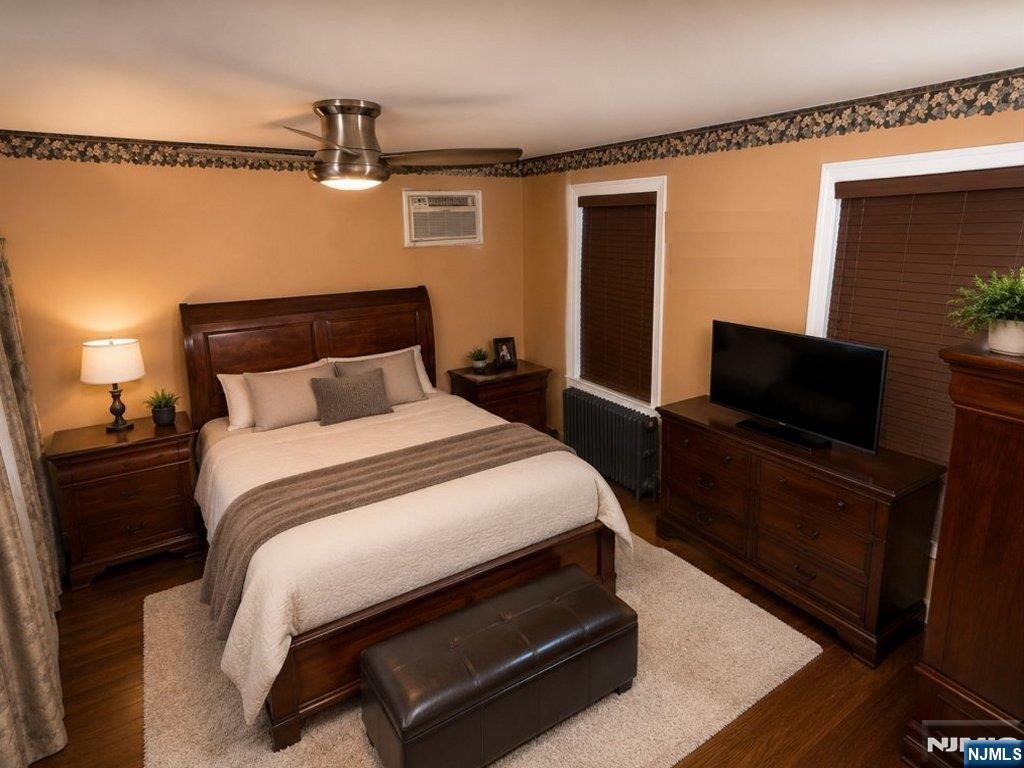 328 Liberty Avenue - Photo 3