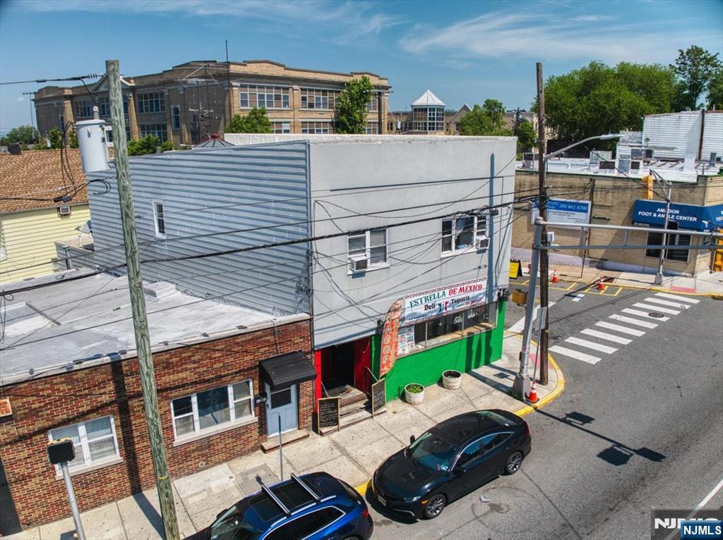 6245 Kennedy Boulevard - Photo 2