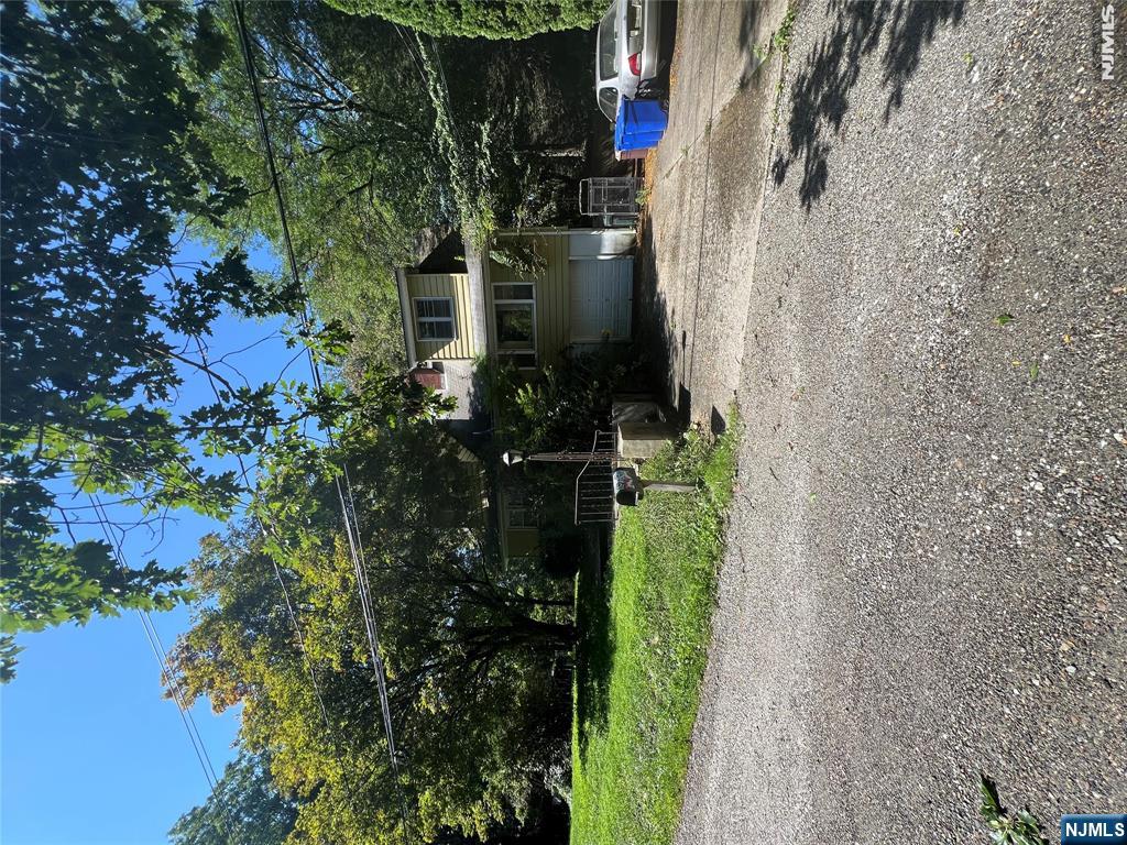 15 Brook Road - Photo 2