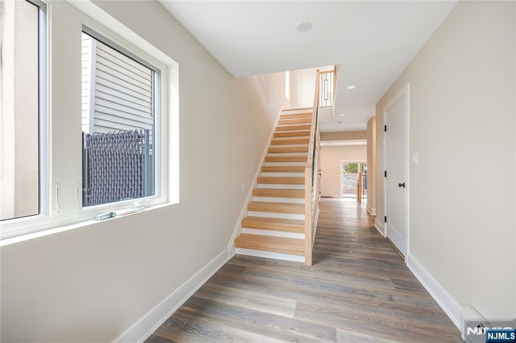 428 Lafayette Avenue - Photo 3