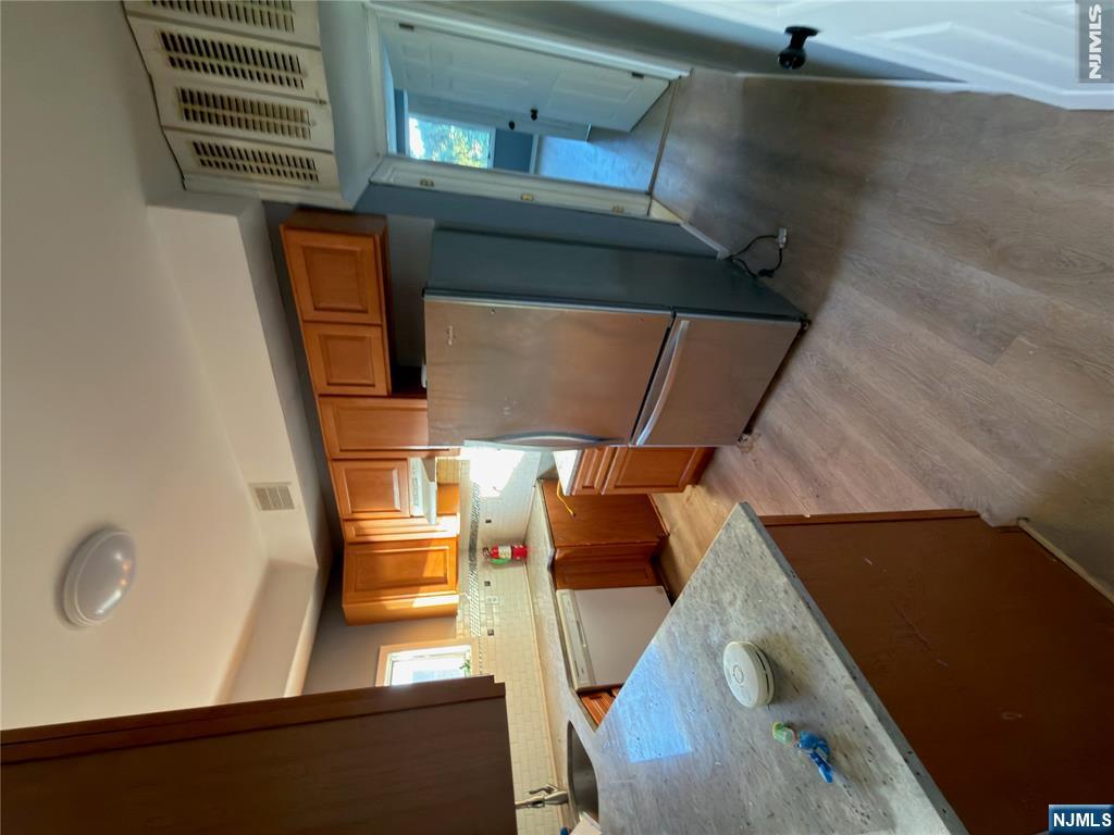 141 Paterson Avenue - Photo 3