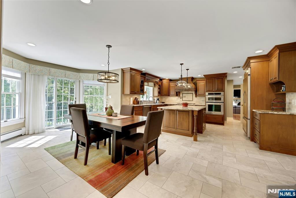 4 Swan Hollow Court - Photo 3