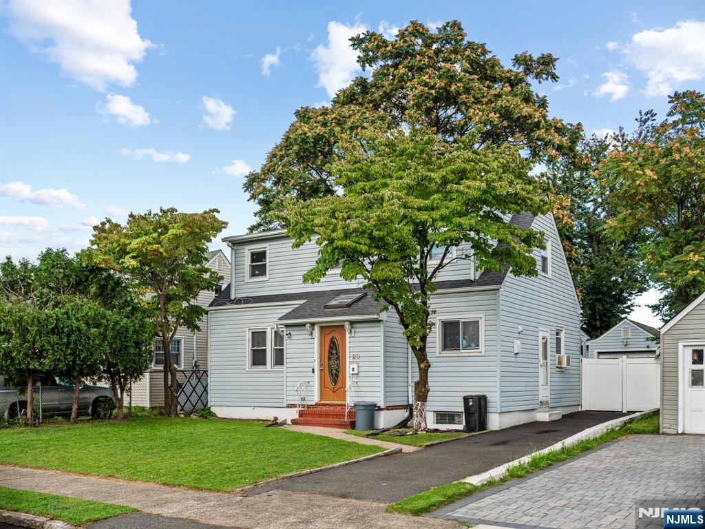 Photo 1 of Single family home for sale at 18 20 Emerson Ave, Paterson, NJ 07502 | MLS# 26033560 | Listing updated on 2026-09-16