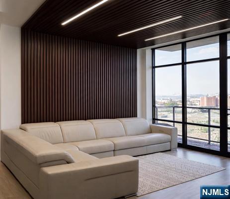 8701 Churchill Road 1103 - Photo 2