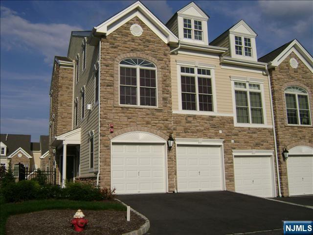1A Sweeney - Photo 2