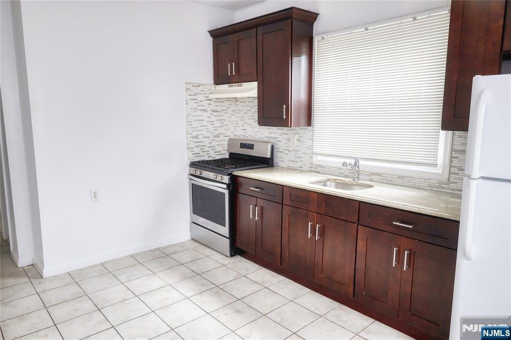 9 Emerson Place - Photo 4