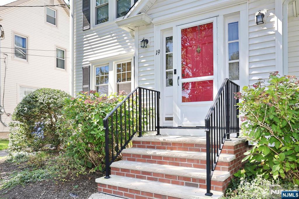 Photo 2 of Single family home for sale at 19 S Lyle Ave, Tenafly, NJ 07670 | MLS# 26033593 | Listing updated on 2026-09-16