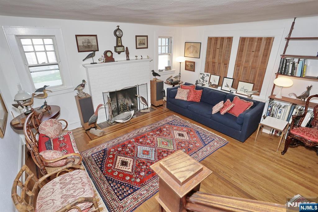 Photo 4 of Single family home for sale at 19 S Lyle Ave, Tenafly, NJ 07670 | MLS# 26033593 | Listing updated on 2026-09-16