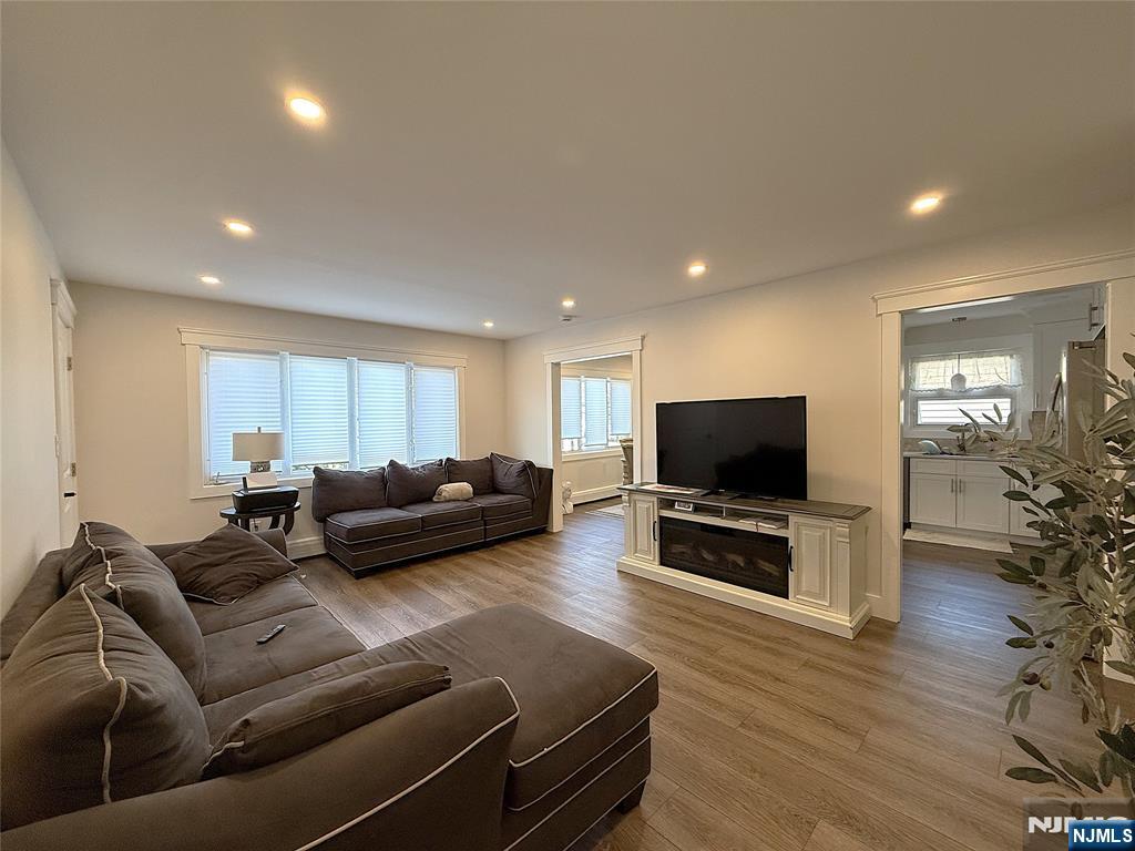 682 Valley Brook Avenue 2 - Photo 2