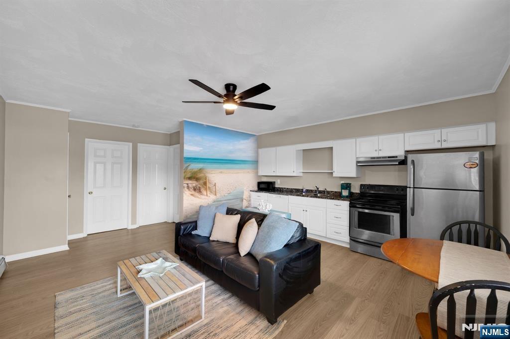905 Central Avenue - Photo 3