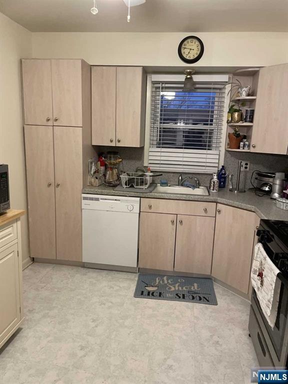 156 6th Avenue - Photo 5