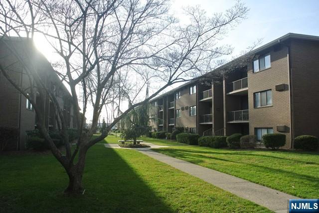470 Liberty Street 202A - Photo 2