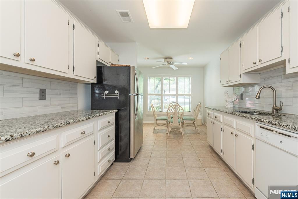 45 Stonegate Drive - Photo 5