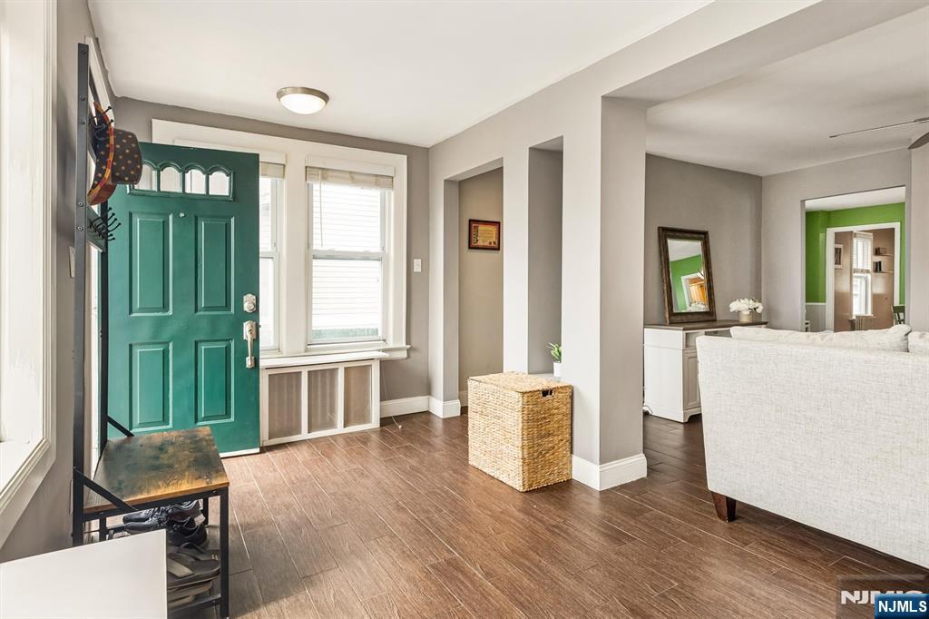 535 Freeman Street - Photo 5