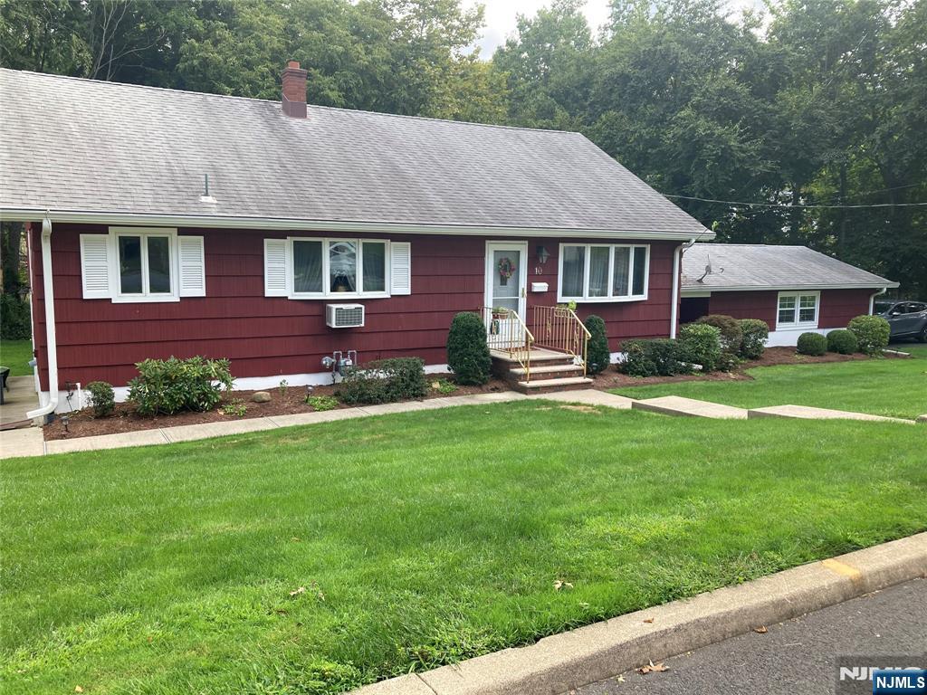 10 Pinecrest Terrace - Photo 4