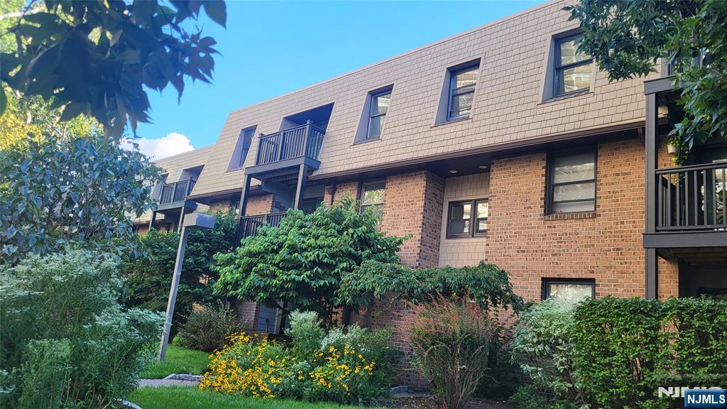 560 North Avenue K - Photo 1