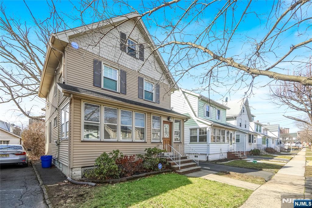 466 Beardsley Avenue - Photo 1