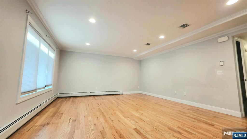 750 E Edgewater Avenue 1st FL - Photo 4