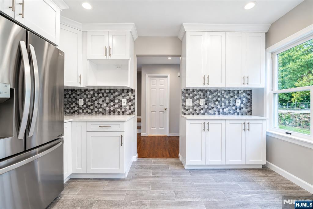 479 Undercliff Avenue - Photo 3