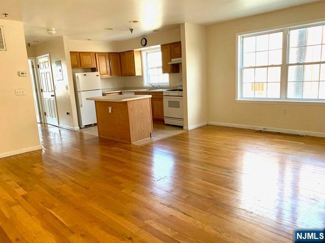 231 Jersey Street 1st &amp; Ground - Photo 2