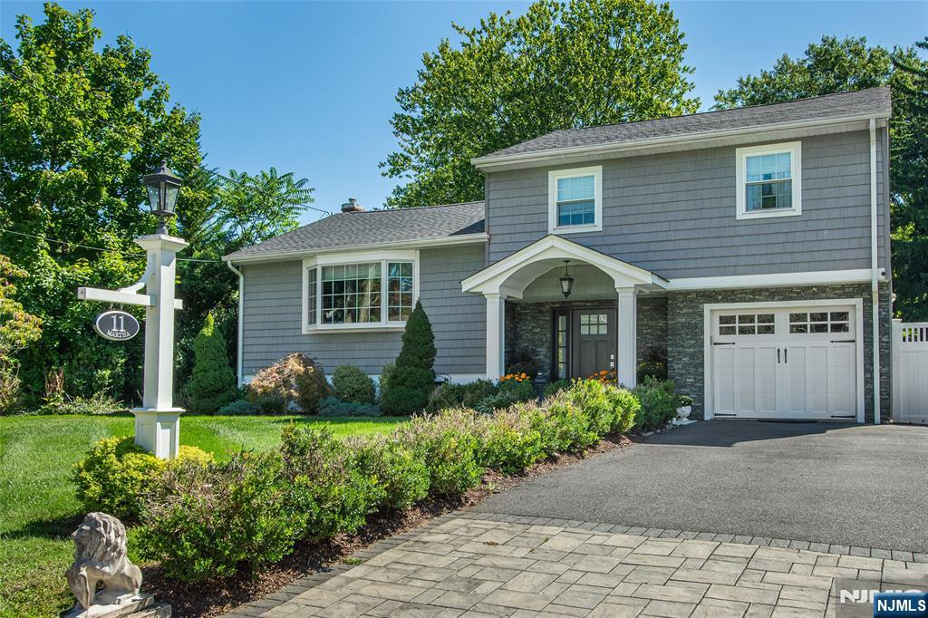 Photo 3 of Sale Pending at 11 Martha Rd, Roseland, NJ 07068 | MLS# 26033677 | Listing updated on 2026-09-21
